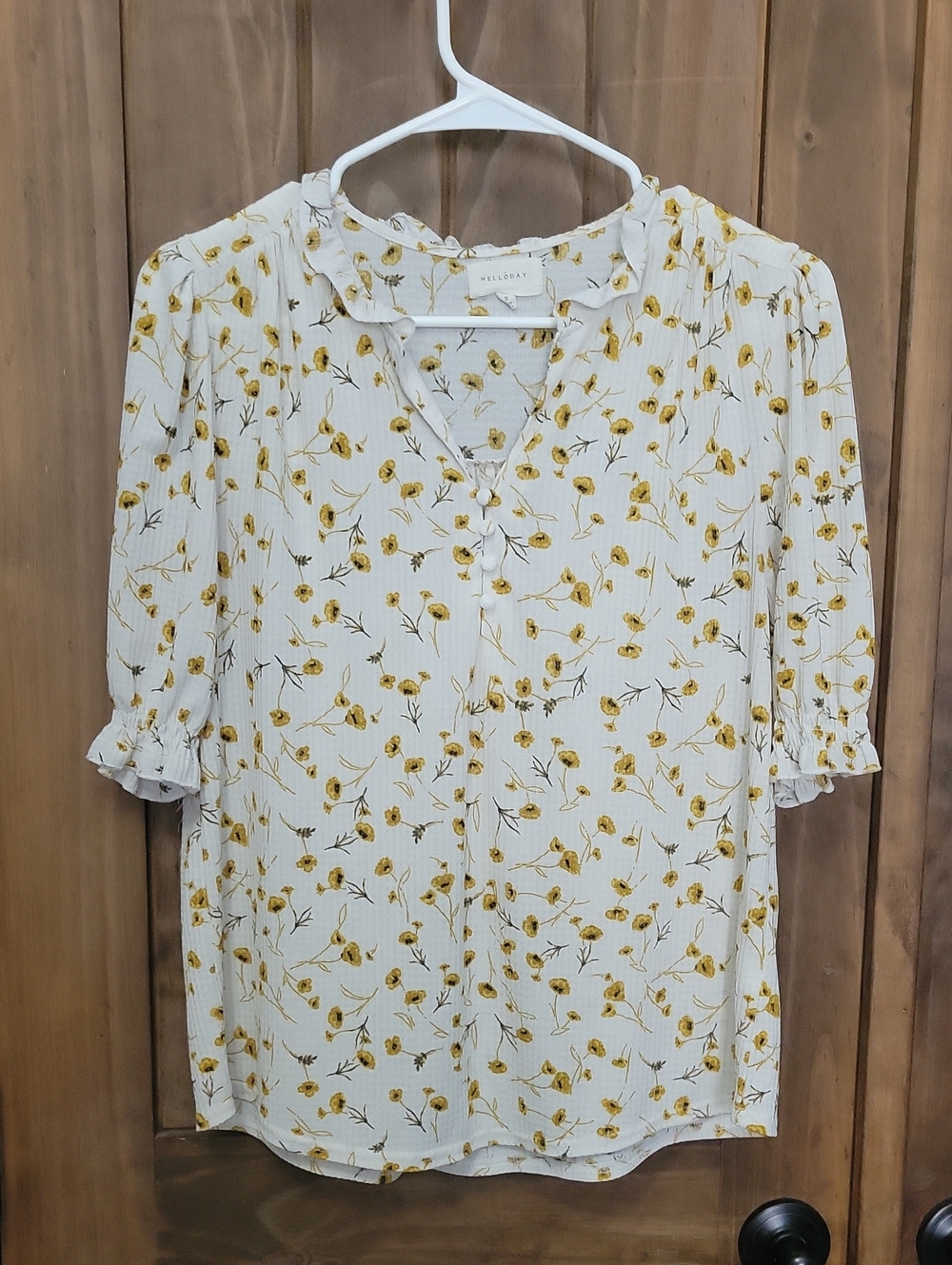 Cream Floral Tie-Neck Blouse